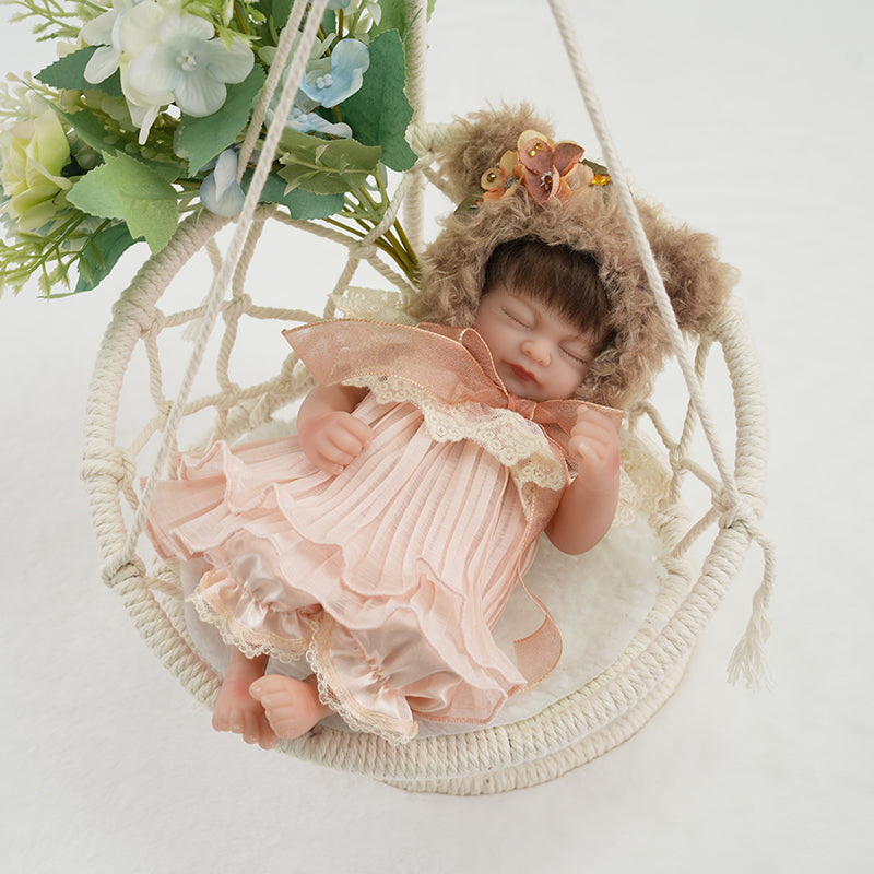 lifelike reborn baby doll
