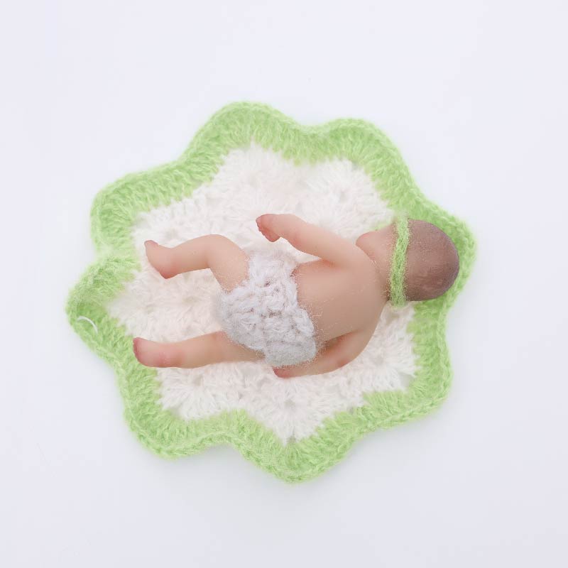 Cloveray Lifelike Silicone Reborn Girl Baby Doll 4Inch