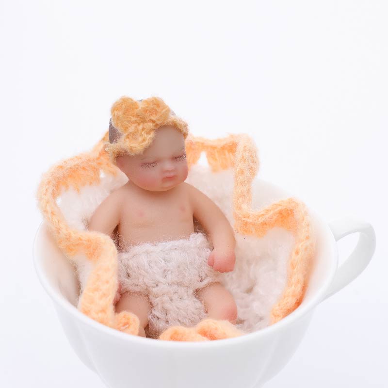 Cloveray Lifelike Silicone Reborn Girl Baby Doll 4Inch