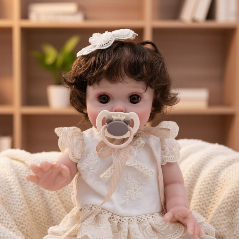 Cloveray 18-Inch Full-Body Vinyl Simulation Doll | Hand-Painted Makeup & Articulated Joints | Lace Embroidery Princess Outfit