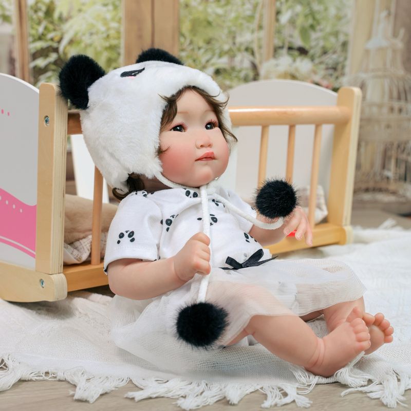 Cloveray 22-Inch Full-Body Vinyl Simulation Doll | Hand-Painted Makeup & Articulated Joints | Panda-Themed Plush Outfit