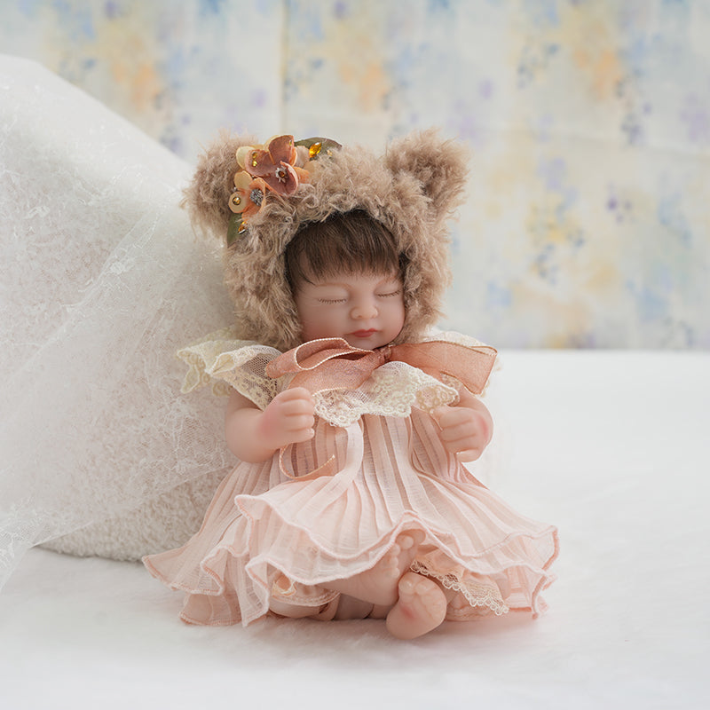 lifelike reborn baby doll
